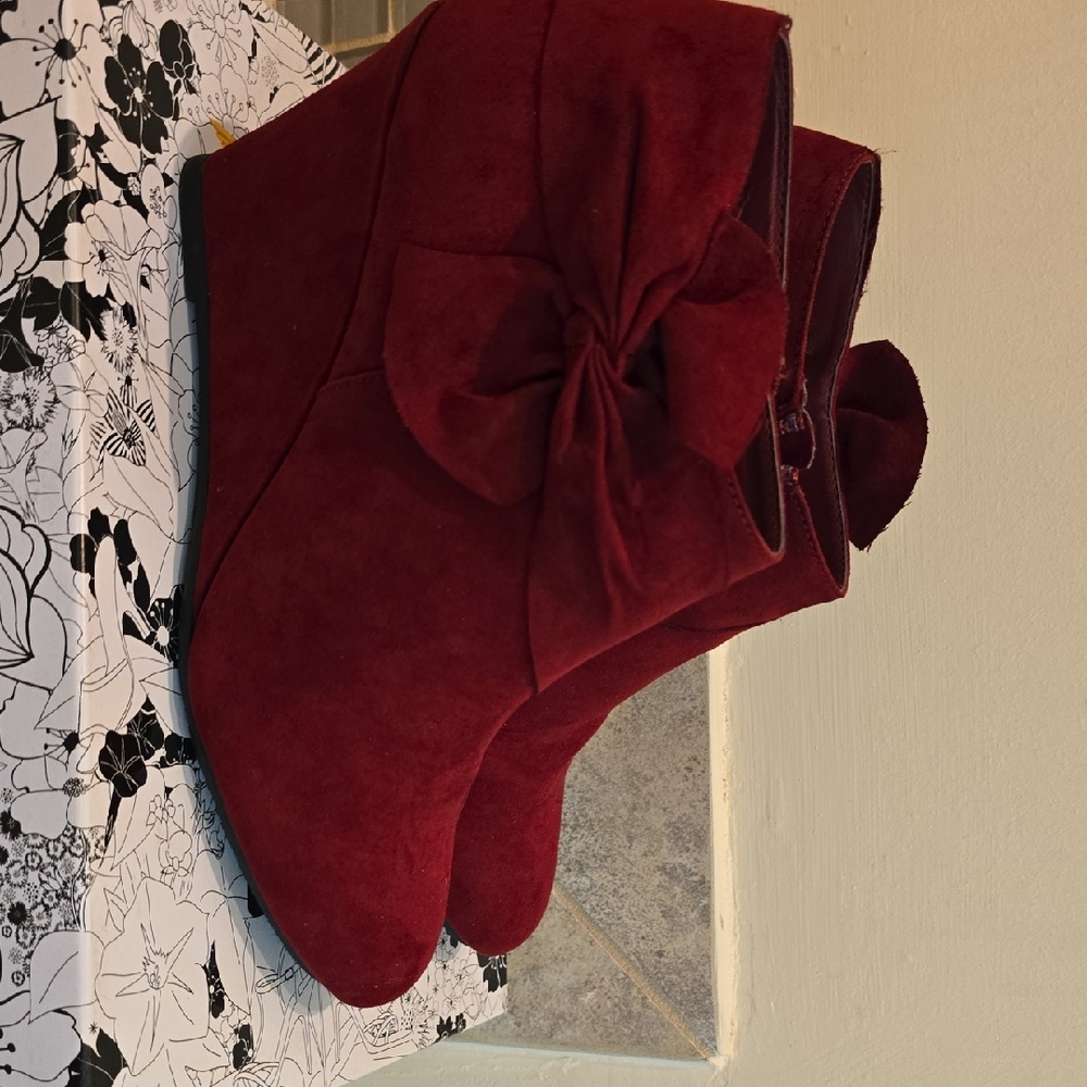 CL by Laundry Red Suede Wedge Boots